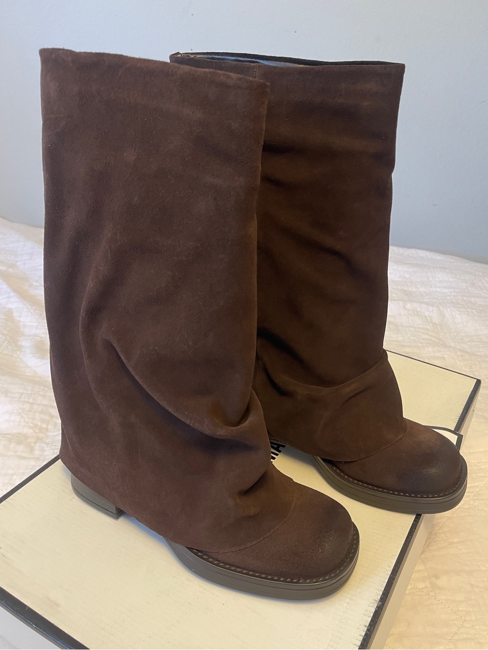 Steve Madden Benton Brown Suede Boots Women’s Size 7.5 New With Box